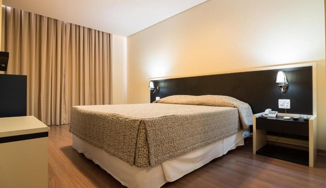 Hotel Financial