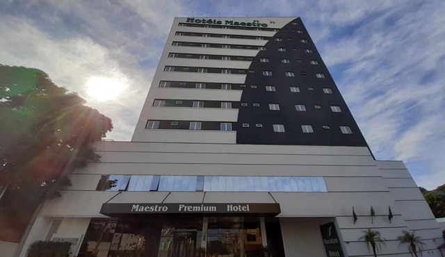 Hotel Maestro Premium Cascavel