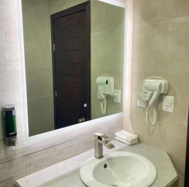 Hotel Naoz