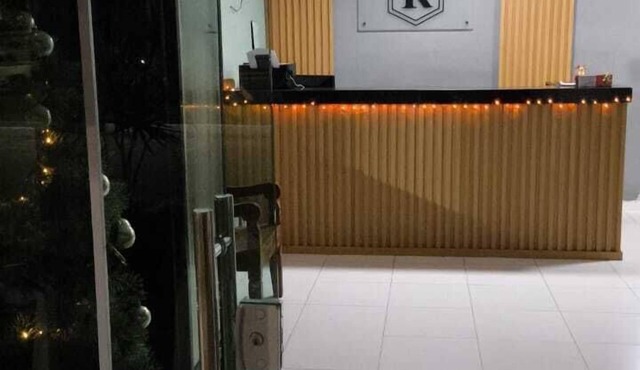 HOTEL ROYAL