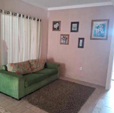 House 5 min from downtown Ipatinga 11 min from airport