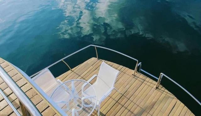 House Boat