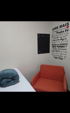 House Hostel 200