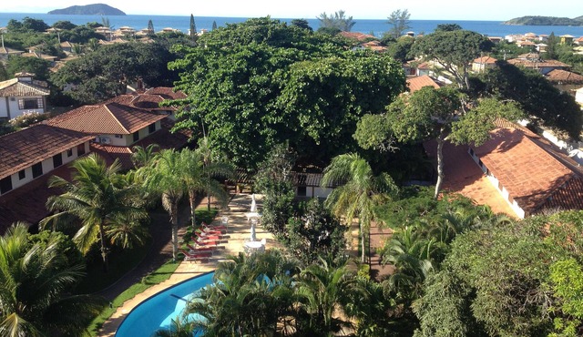 House in condominium with pool and sauna in Manguinhos beach