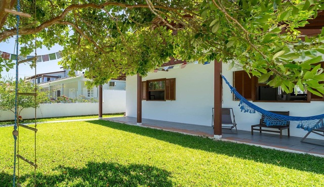 House w/2 Bedrooms 650 m From the Beach Adu0440