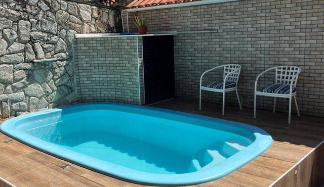 House with 4 bedrooms, 150m from Peruíbe Beach.