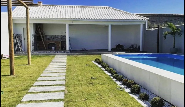 House with pool for fun and rest