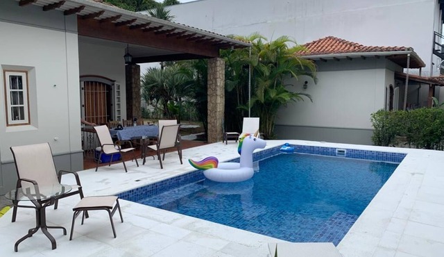House with pool in Paraty, 800 meters from the Historic Center.