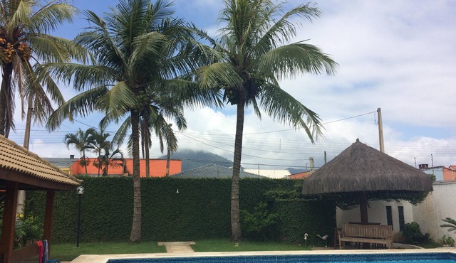 House with pool in Peruibe, 30 meters from the beach.
