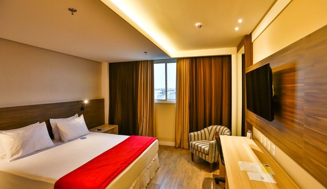Ibiza Plaza Hotel