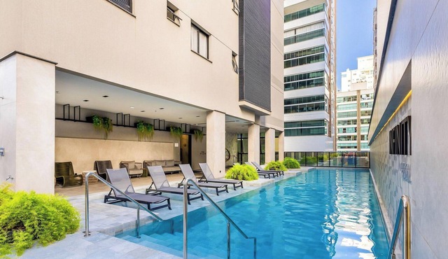 IFT - Ed. Infinity Tower Flat 350m From Meia Praia