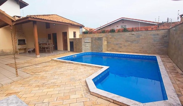 Incrivel casa a 280 m do mar em Peruibe SP