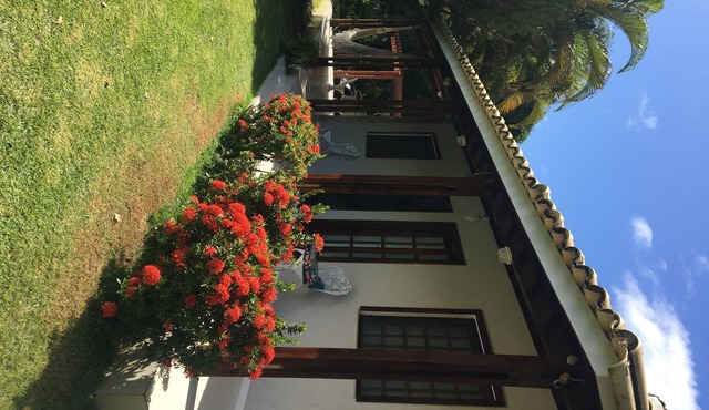Interlagos house security and privileged location