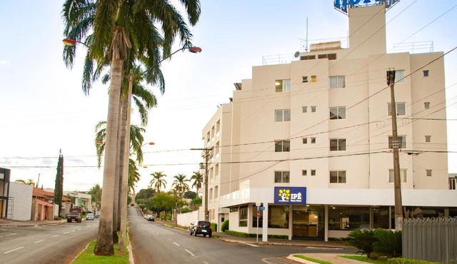 IPÊ PLAZA HOTEL LTDA