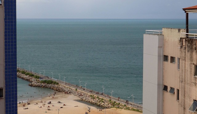 Iracema beach apartment with sea view