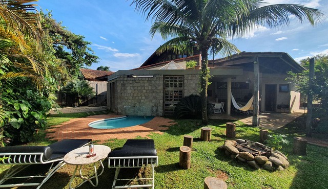 Itamambuca - Casa Para Famílias com Piscina e Conforto a 50 mts da Praia