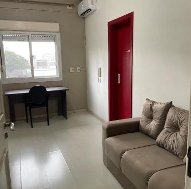 JK prox Regina e Feevale com AC e espaço Home Office