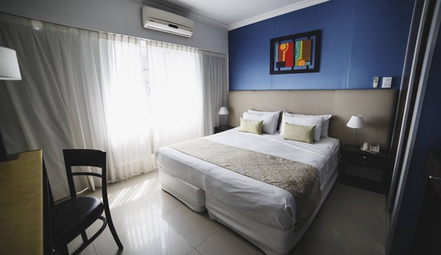 Ker Urquiza Hotel