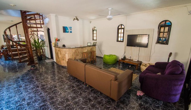 Kionda Surf Hostel