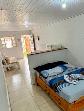 Kitnet a 150m da praia com Ar Condicionado