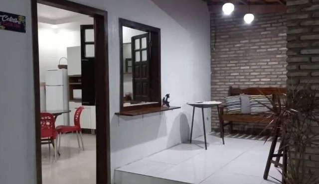 Kitnet Ampla, Aconchegante, Garagem