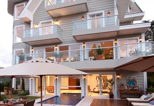 L.A.H. Hostellerie