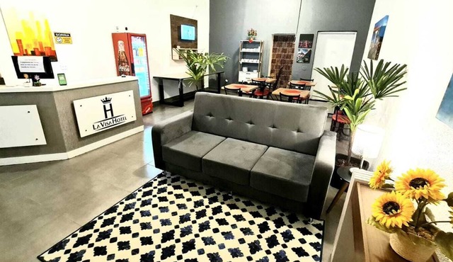 La Visa Hotel