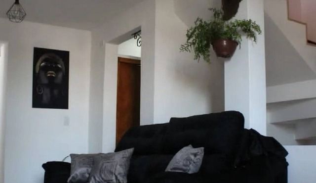 Large and comfortable house 700 meters from the Botanical Garden