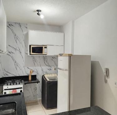 Large ground floor apartment with a yard near the mall