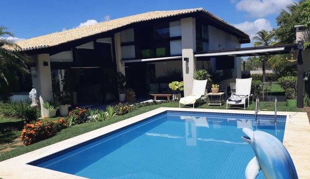 Large house, gated community in Guarajuba, with pool, barbecue !