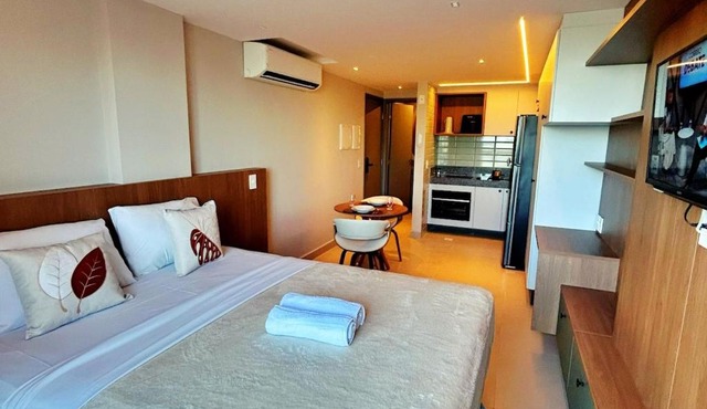 Lavie Beach 206