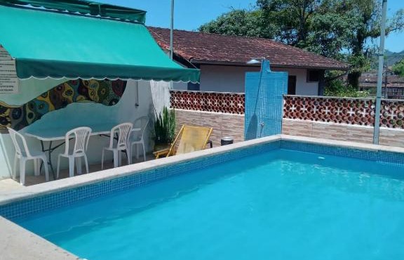 Leo's Clan Beach Hostel
