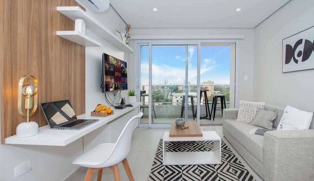 Light-Filled 1BR with Pool & Gym Access