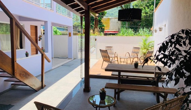 Lila Limao Hostel