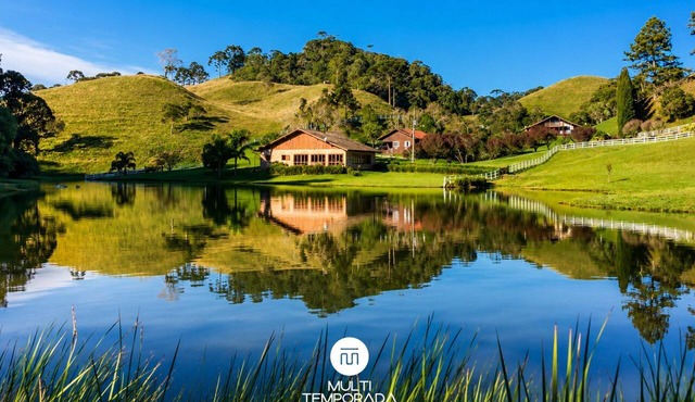 Linda Casa em Estilo Germânico em Rancho Queimado