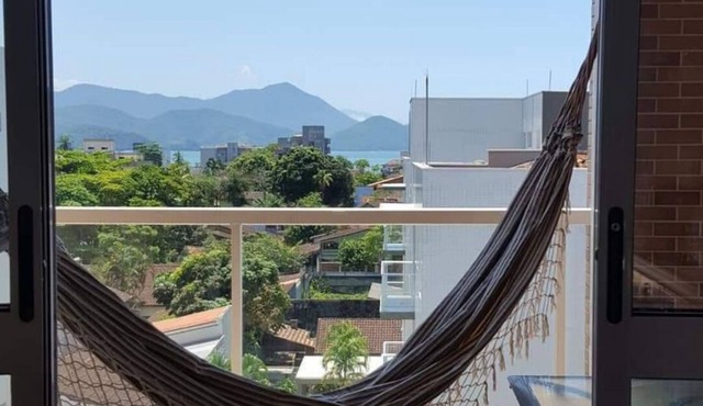 Linda Cobertura com churrasqueira e solarium privativos: Praia Itaguá Ubatuba