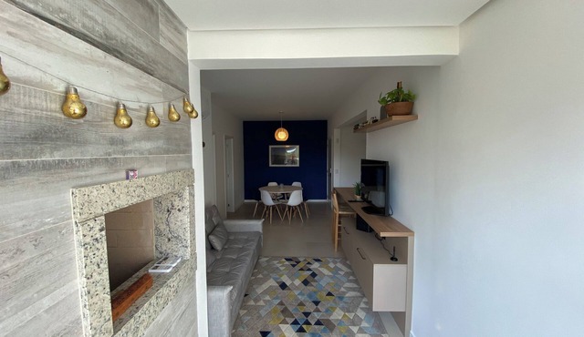Lindo Apto em Condo Clube no Novo Campeche: Design, Conforto, Aceita Animais