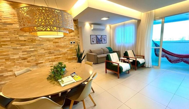 Lindo Apartamento com Alto Padrão na Praia!