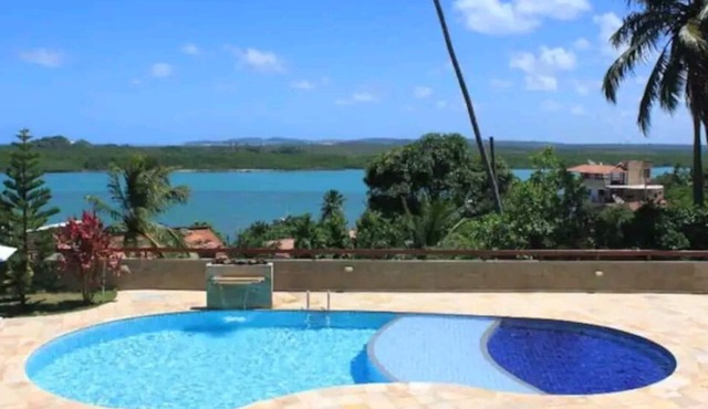 Lindo Sobrado em Condominio Fechado em Barra do Cunhau