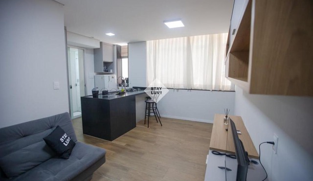 Lindo Studio no coração da Savassi para 4 pessoas