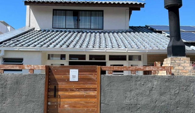 Loft in Praia da Pinheira, with a charming mezzanine.