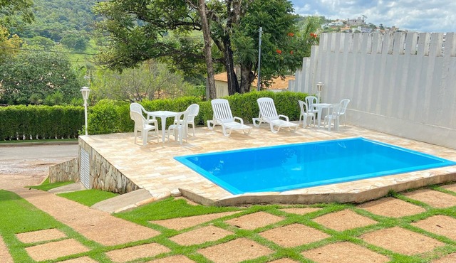 Located in Escarpas, this is a recently built and comfortable vacation home for rent.
