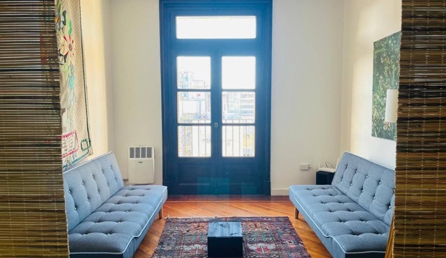 Location, bright, spacious, quiet and quiet