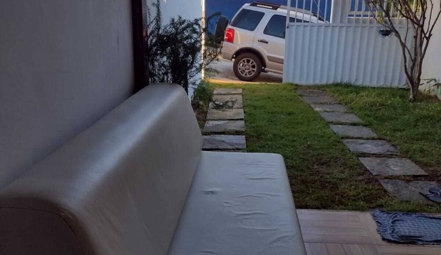 LOFTH COM SUITE E GARAGEM MOBILIADO EM IRIRI