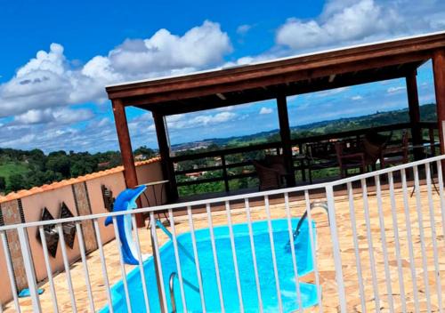 Loop Águas da Prata Chácara com Piscina Climatizada