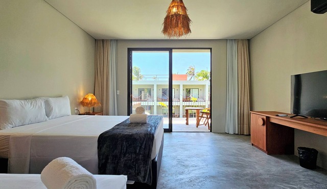 Luau Hotel
