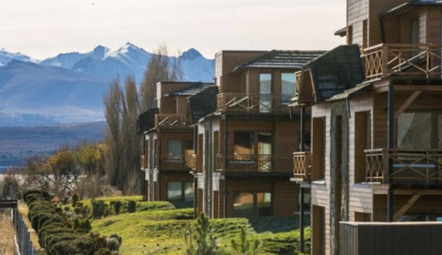 Lujoso Departamento con Costa del Lago Nahuel Huapi con Seguridad Privada -5 PAX