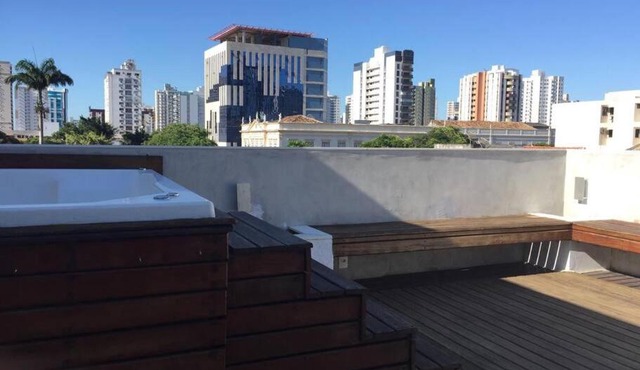 LUXO E CONFORTO NO CENTRO