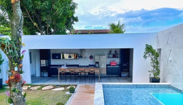 LUXOBRASIL #RO01 Charming House 05 suites Rio das Ostras Vacation Rentals