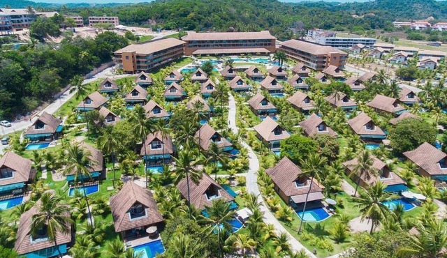 Luxurious Apartment Eco Resort - Beachfront Carneiros Beach